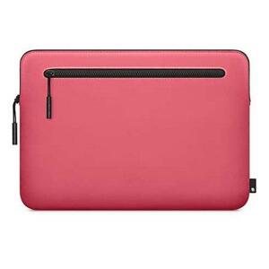 Incase puzdro Compact Sleeve pre MacBook Pro 13"/Air Retina 13" - Hibiscus Red
