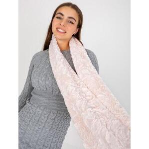 Fashionhunters Světle růžový dámský tubový šátek z umělé kožešiny.Velikost: JEDNA VELIKOST
