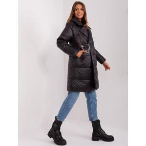 Fashionhunters Černá péřová zimní bunda s prošíváním Velikost: L